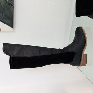 Near New Lucky Brand TILAREE Black Leather Knee Boots 7.5
